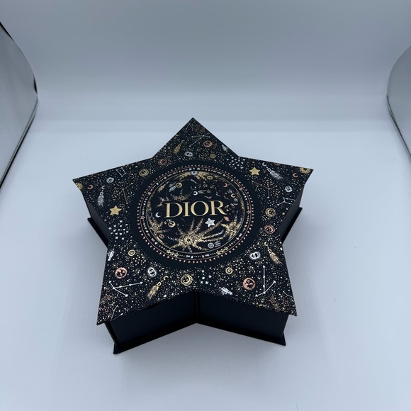 Dior Star-Shaped Decorative Jewelry box - Picture 2 of 2
